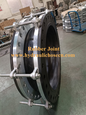 High Flexibility Rubber Expansion Bellows with Flanged Installation Type and SS316 Material supplier