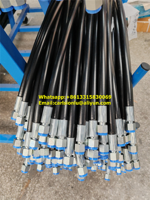 Black Hydraulic Hose for Heavy-Duty Applications Meets Or Exceeds SAE 100R2AT Requirements supplier
