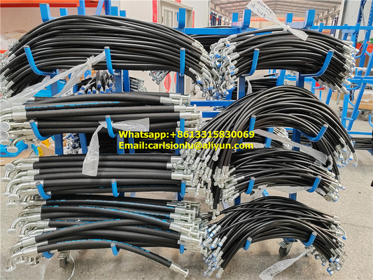 Black Hydraulic Hose for Heavy-Duty Applications Meets Or Exceeds SAE 100R2AT Requirements supplier